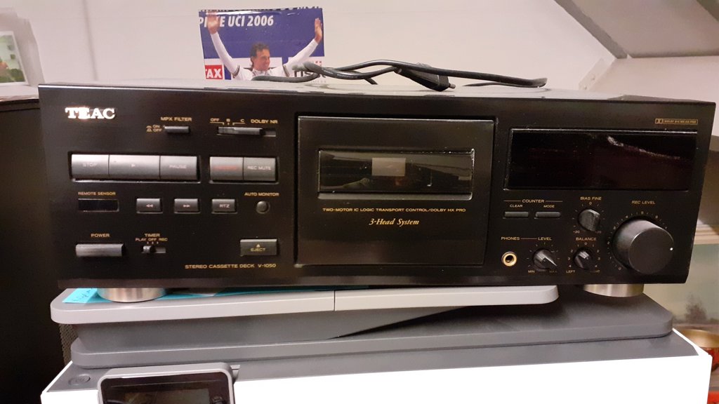 TEAC Cassettedeck V-1050