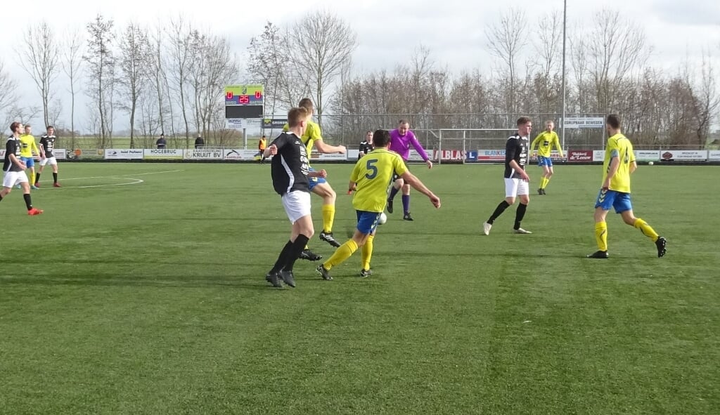 • Siveo won zaterdag overtuigend met 6-2 van WDS uit Driebruggen.