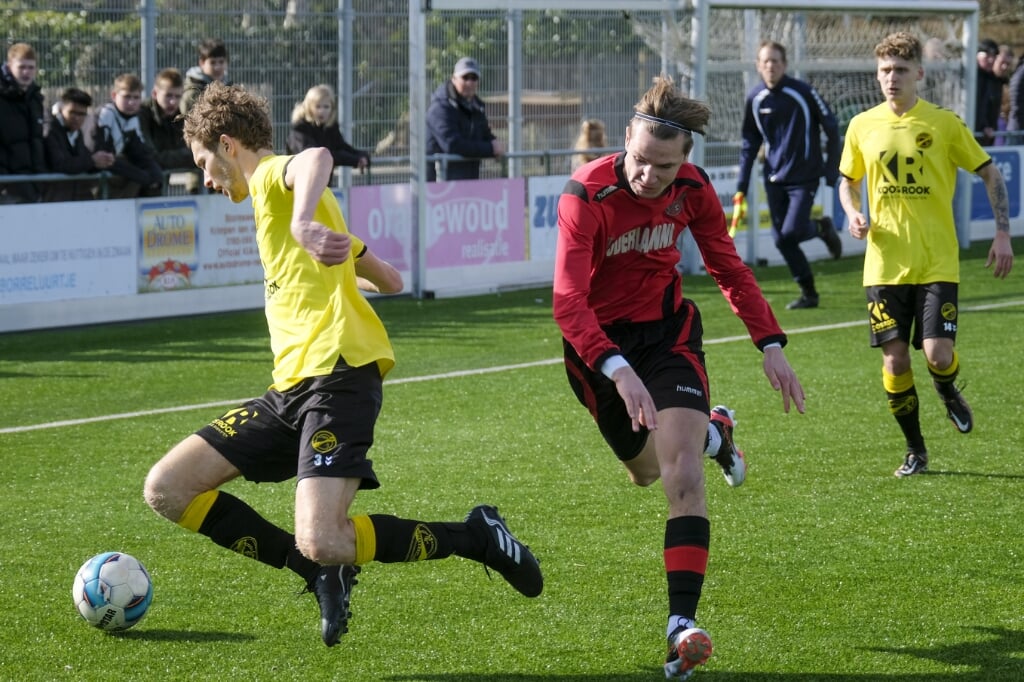 • FC Perkouw en Stolwijk gaven elkaar zaterdag weinig toe.