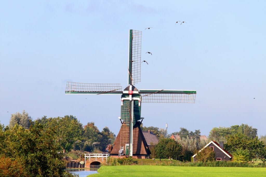 • De Boterslootse molen in Noordeloos, één van de molens van de SIMAV.