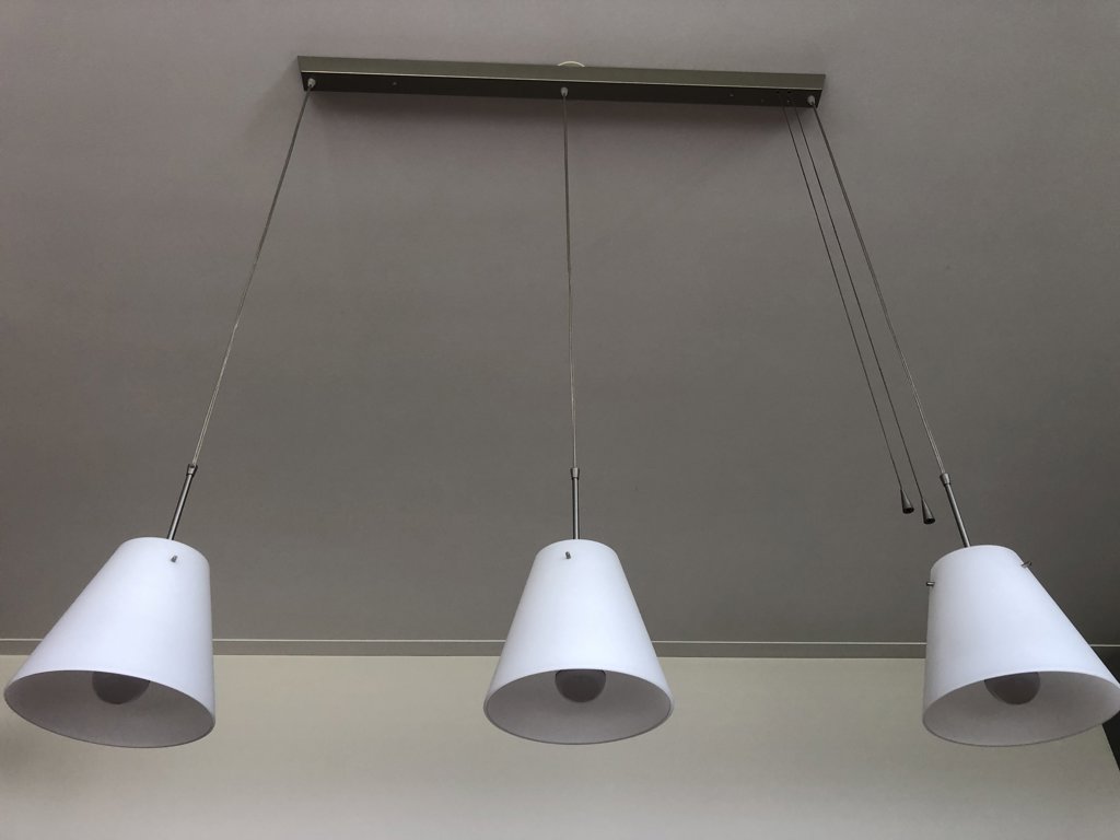 Plafond hanglamp met 3 glazen kappen
