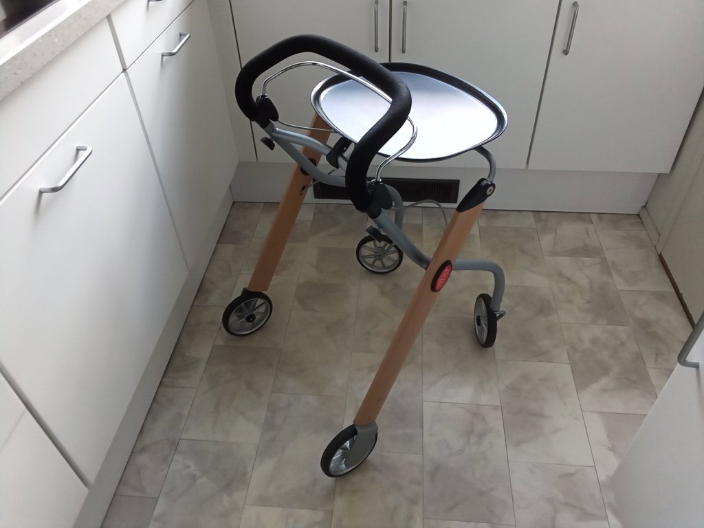Fijne Trust Let's Go Indoor huiskamerrollator