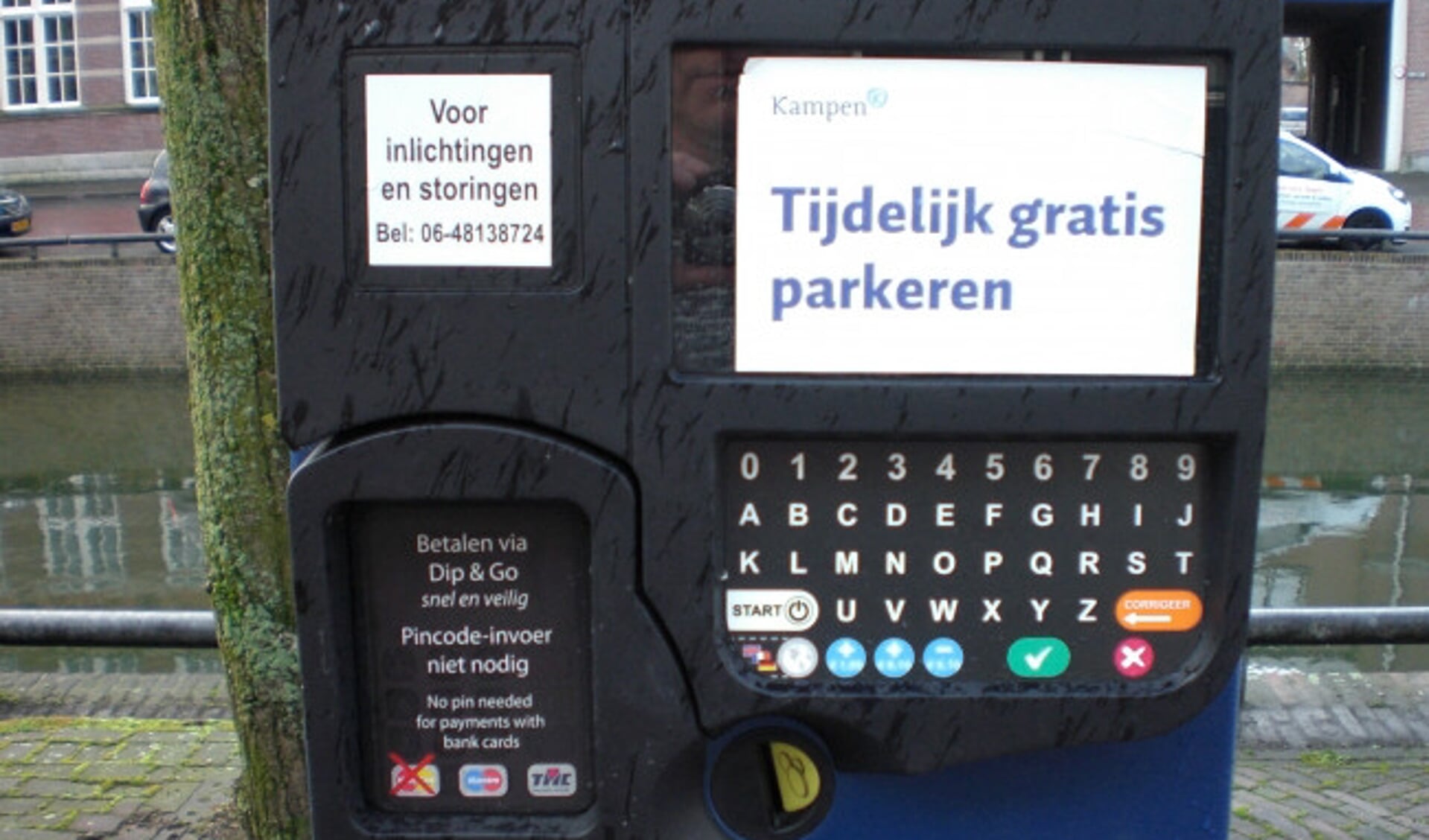  Het kentekenparkeren in Kampen heeft nogal wat problemen gekend. In december 2014 kon door een storing een tijdlang niet betaald worden.