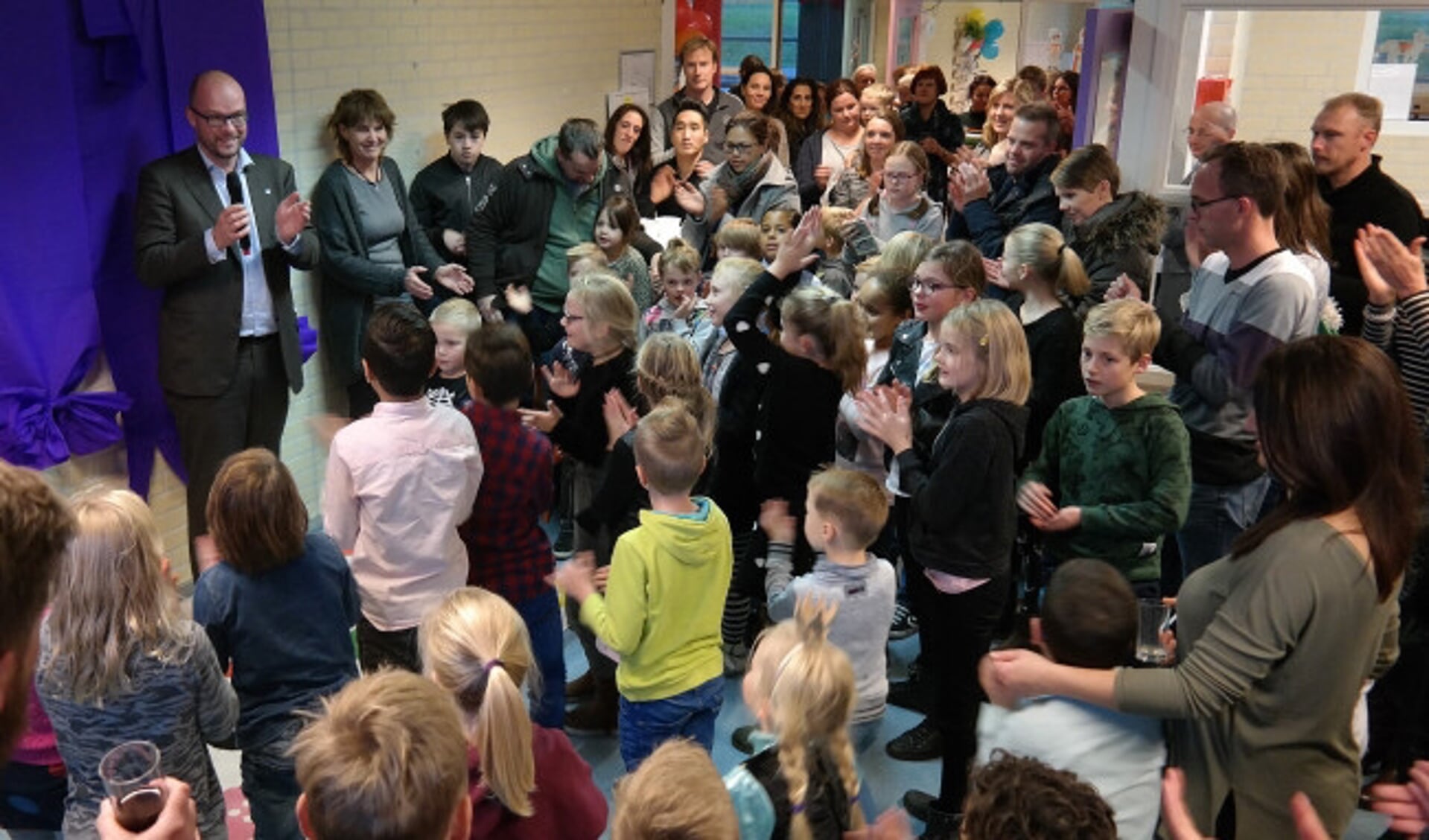 Nieuwe basisschool Supernova in Stadshagen officieel geopend