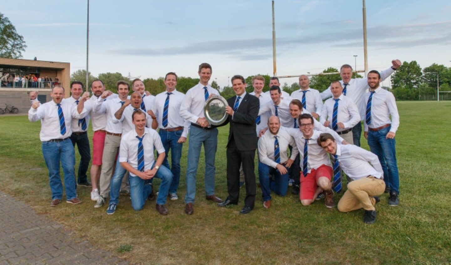  Rugby  Zwolle kampioen huldiging.