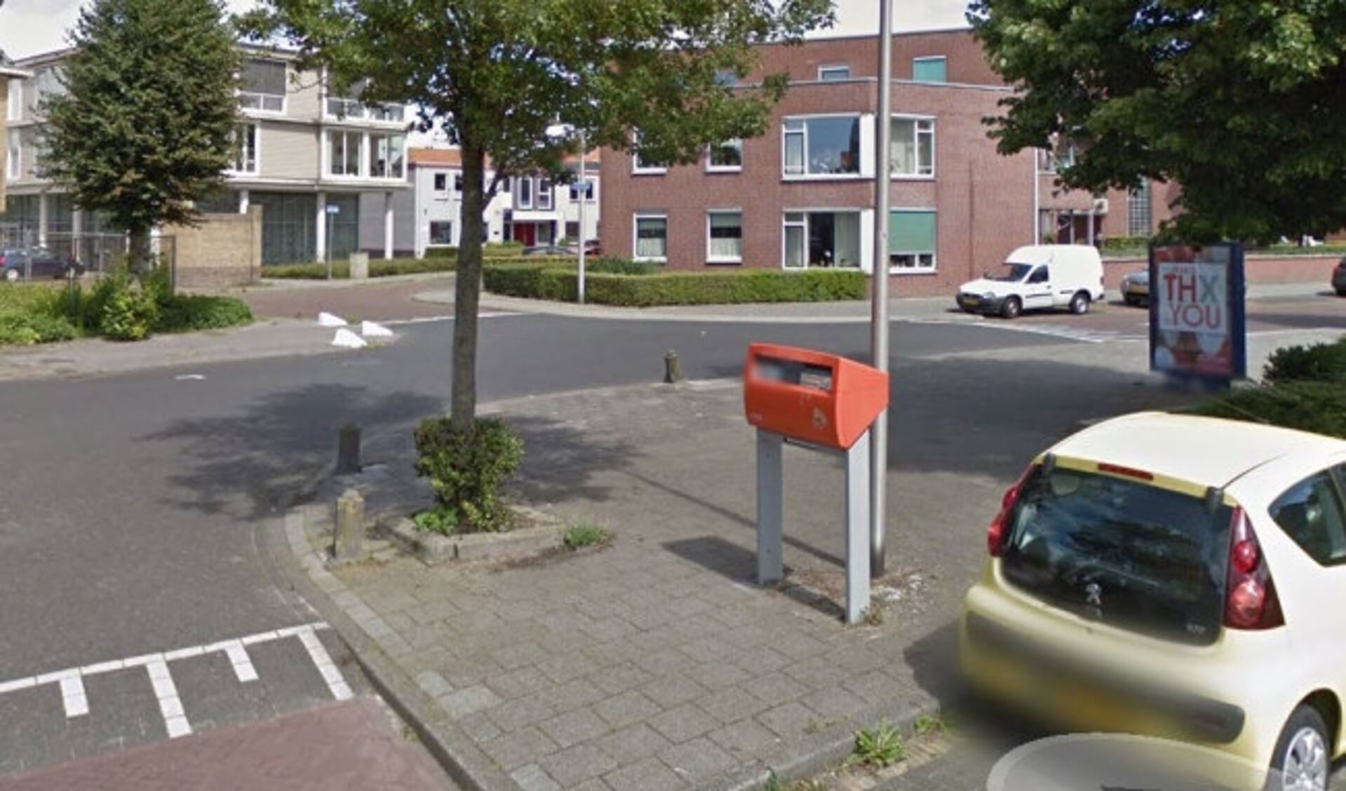  De brievenbus op de kruisin van de Noordweg met de Julianastraat. Bron: Google Maps.