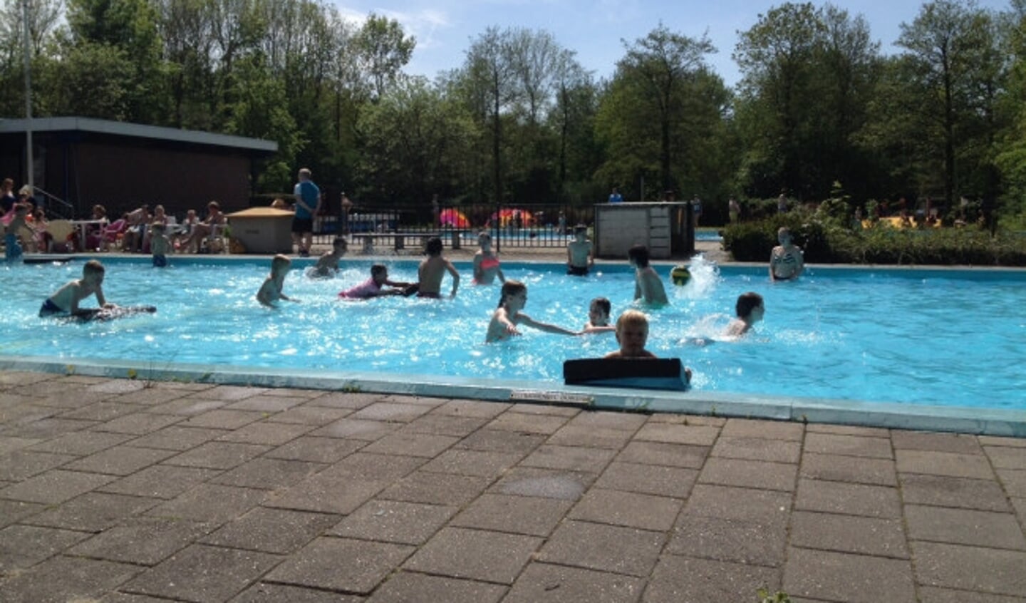 Zwembad De Abelen in Swifterbant.