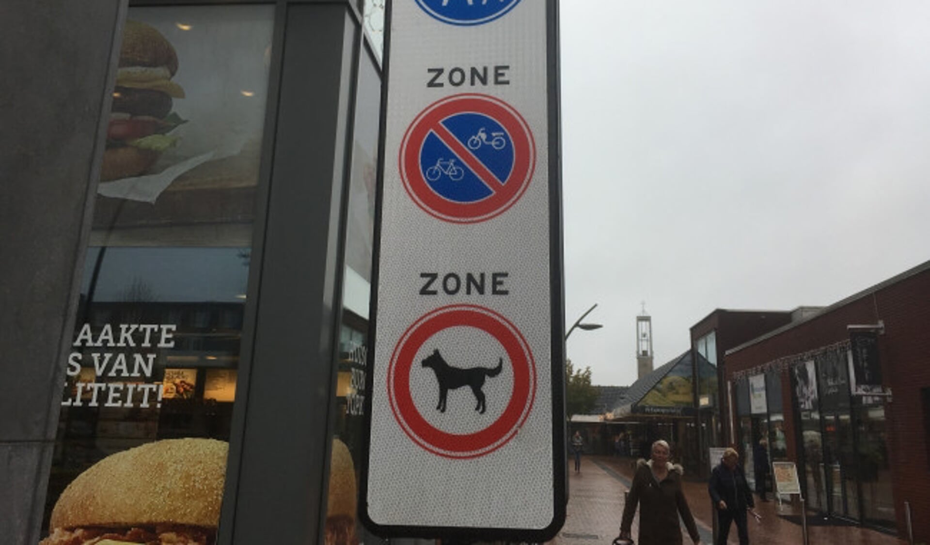  Winkelcentrum Suydersee is verboden voor honden.