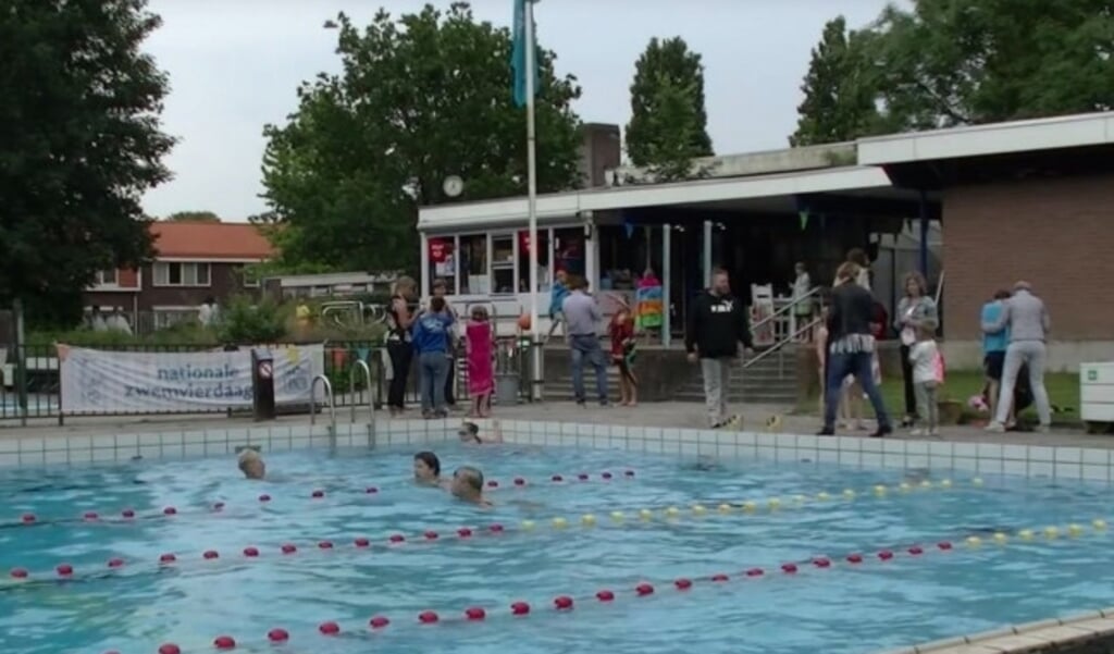  Zwembad De Abelen in Swifterbant.