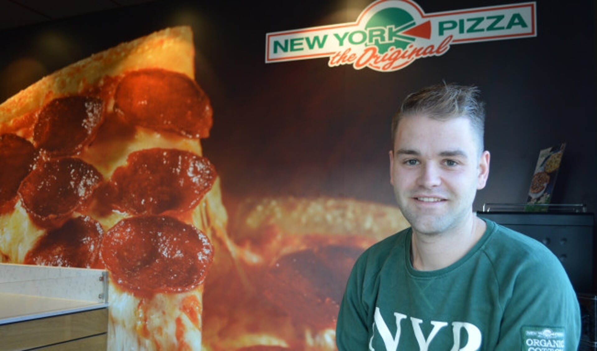  Rick Vrakking van New York Pizza.