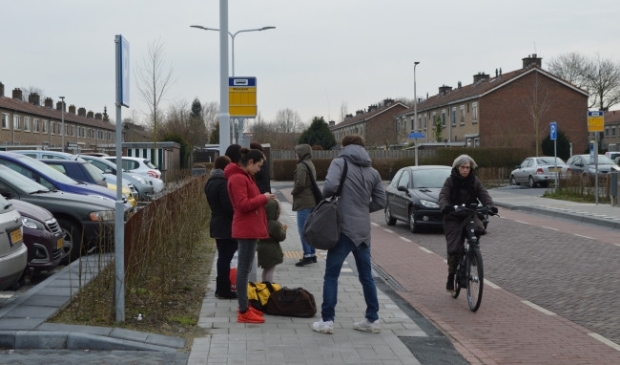 <p>Bushalte Steenbergplein in Dronten.</p>