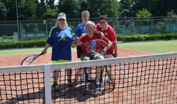 <p>Aangepast sporten bij Flevostar.</p>