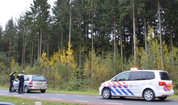 Politie stuurt sluipverkeer terug.