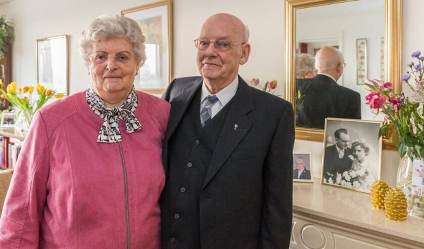  Echtpaar Nieuwenhuijsen – van der Burg was op dinsdag 27 februari 2018 65 jaar getrouwd.

Foto: Pedro Sluiter Foto 2018