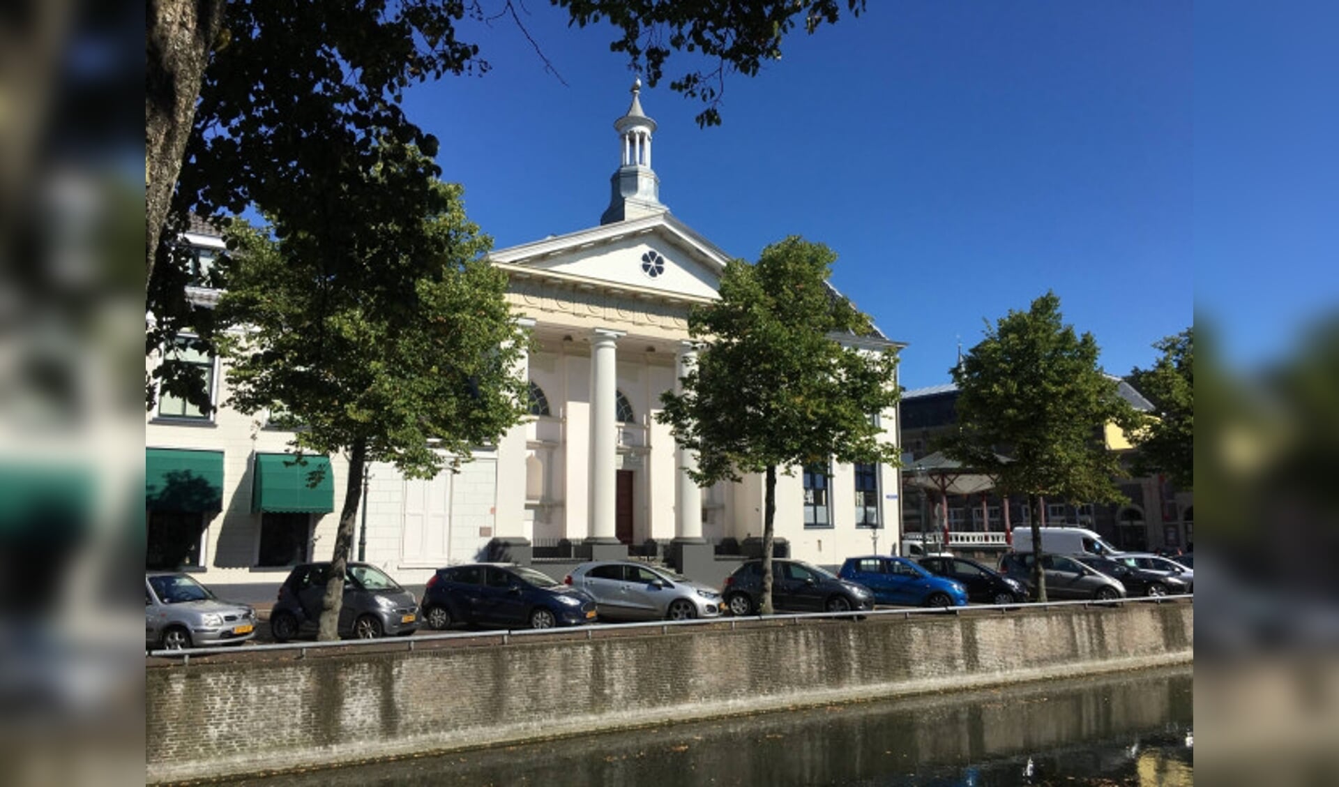  De Lutherse Kerk een goed voorbeeld van classicisme in Kampen. 