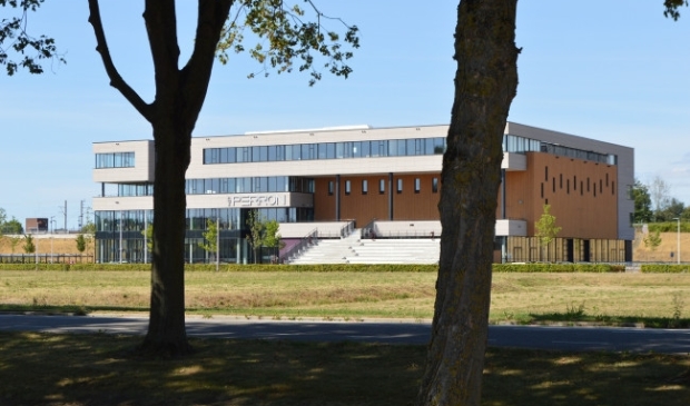 <p>Het Perron</p>