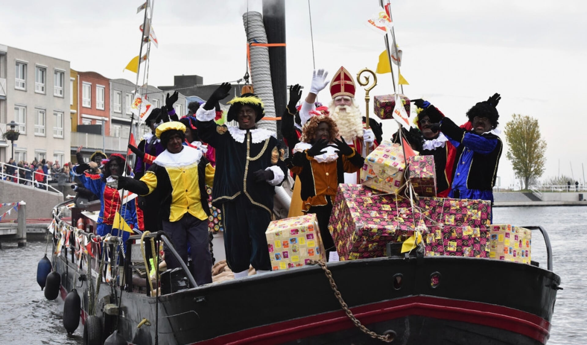 Geen traditionele Sinterklaasintocht met de boot. (Archieffoto)