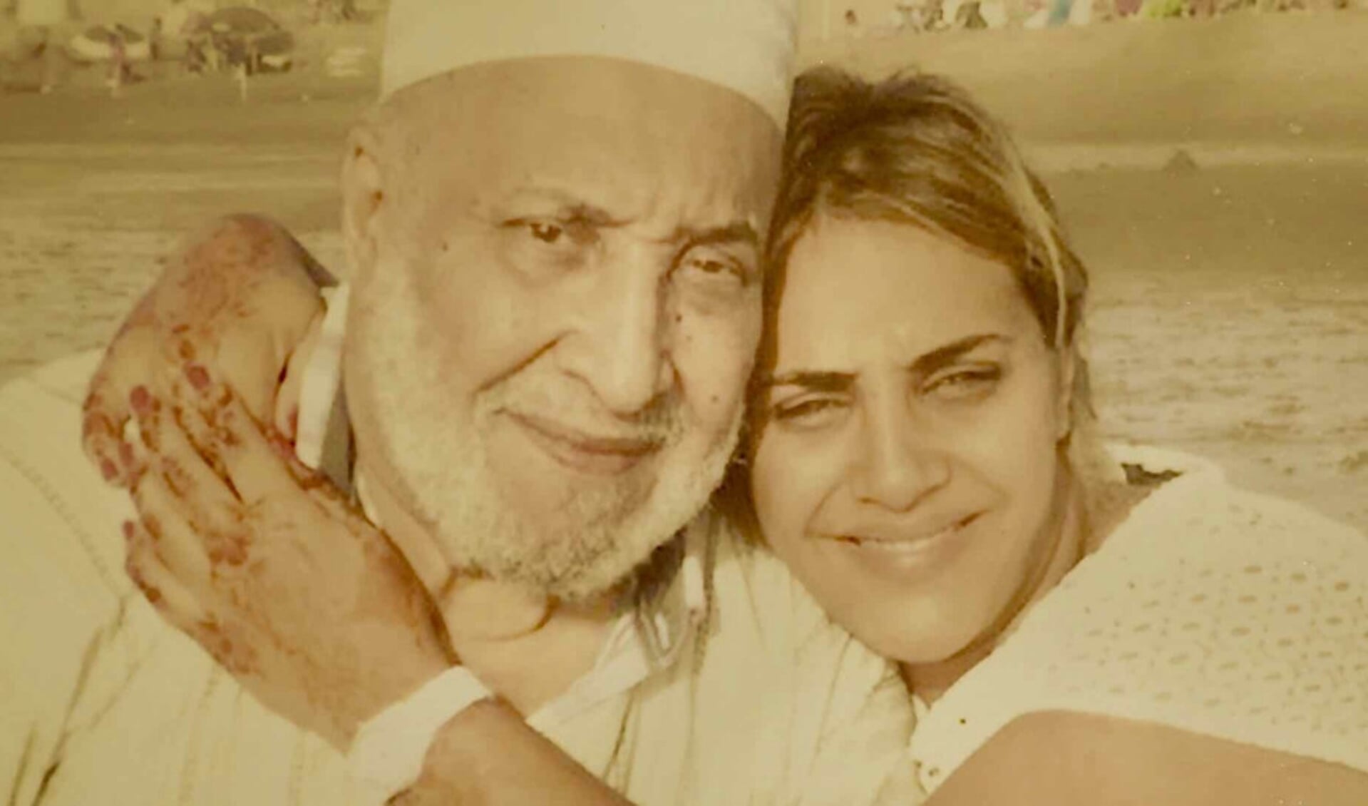  Hajia samen met haar vader Abdellah Zaki.