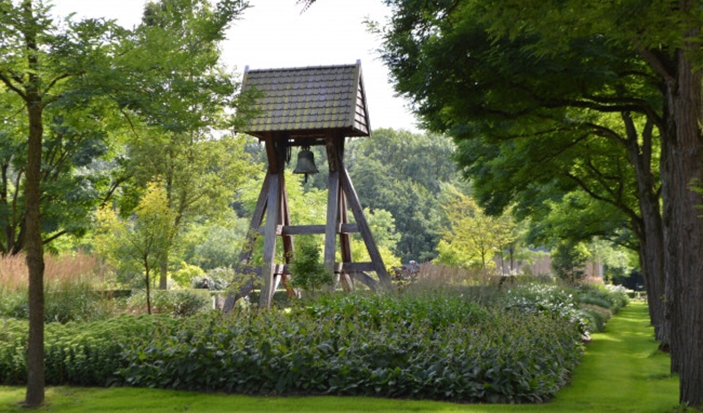  Begraafplaats De Wissel in Dronten.
