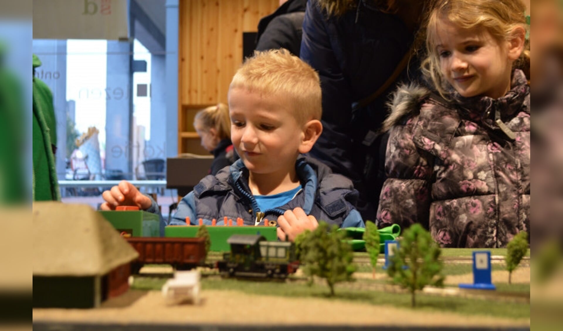  Modelspoor in bibliotheek Dronten.