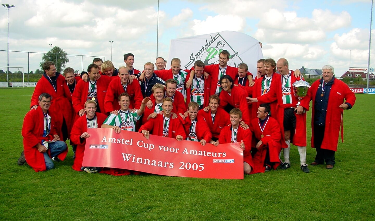 Sportclub Genemuiden won in 2005 onder trainer Gerry Hamstra de landelijke beker voor amateurs. Een van de hoogtepunten in de clubhistorie. 
