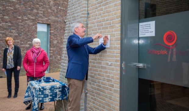 <p>De opening van Stilteplek Dronten.</p>