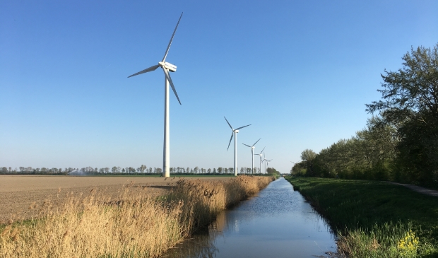 <p>Windmolens bij Swifterbant.</p>