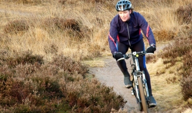 <p>Mountainbiken</p>