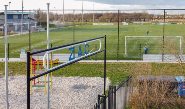 <p>Vier avonden 'zomeravondvoetbal' bij Z.A.C. in juli. </p>
