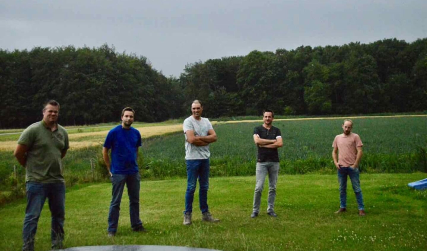 Vijf van de zeven boeren: Heilco van der Beek, Paul Slootweg, Alwin Huisman, Erik Grovenstein en Ronald Oordt.