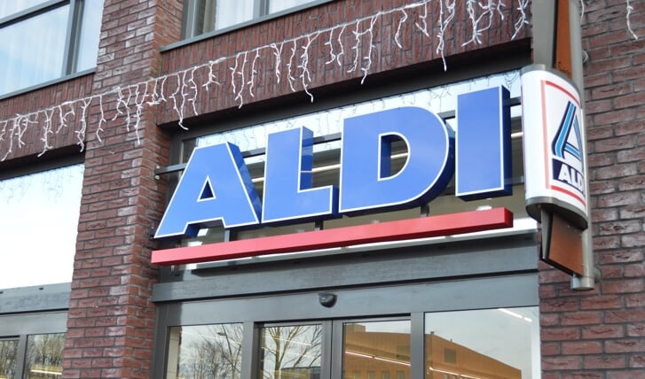 De Aldi in winkelcentrum Suydersee.