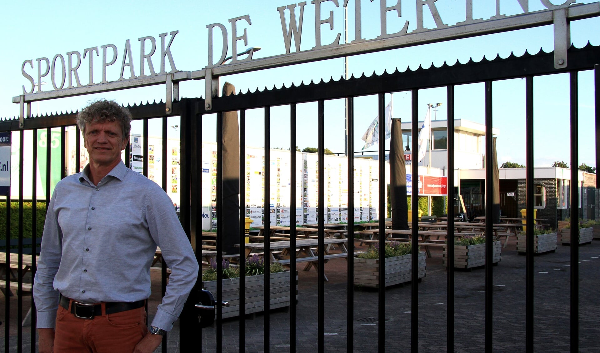 Luuk Drost hoefde de ALV van Sportclub Genemuiden dit keer maar drie kwartier voor te zitten. 