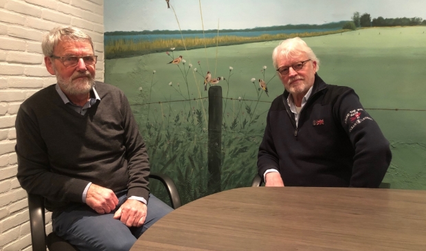 <p>Henk Klasen (l) en Harry Brouwer.</p>