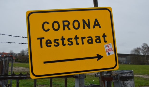 <p>Corona-teststraat in Dronten.</p>