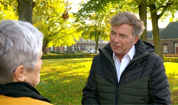 Presentator Bert van Leeuwen.