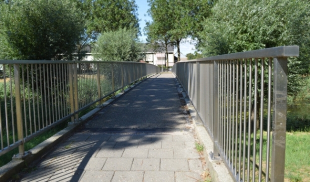 <p>De brug tussen De Zate en De Oeverloper.</p>
