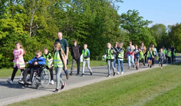 <p>Avondvierdaagse Swifterbant</p>