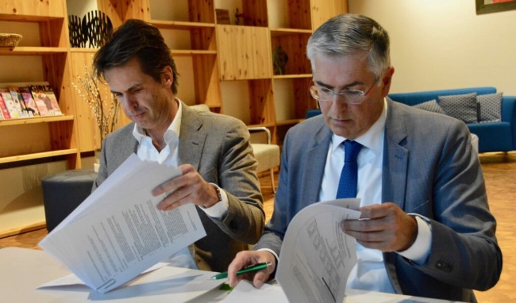  Meerplaal-directeur Hans Maris en wethouder Ton van Amerongen.