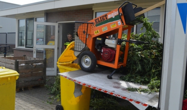 <p>Hennepkwekerij op bedrijventerrein</p>