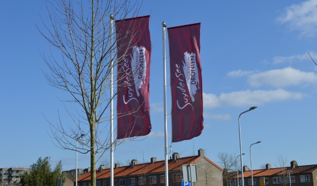 <p>Winkelcentrum Suydersee</p>