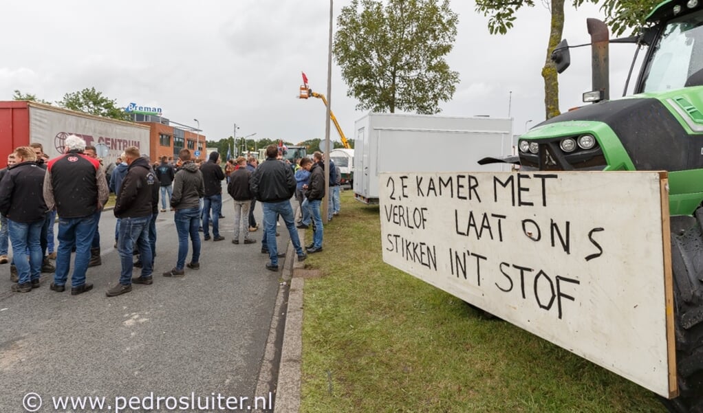 Boeren blokkade distributiecentrum AH Zwolle.