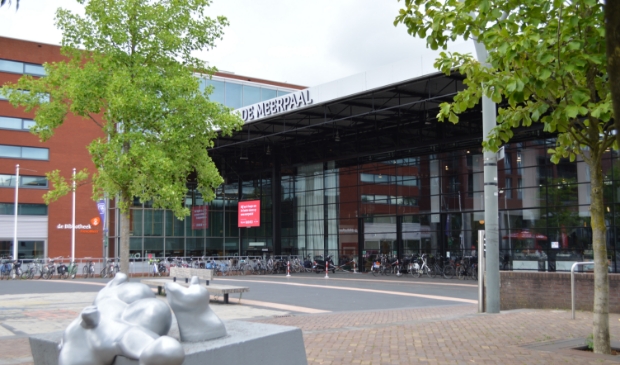 <p>De Meerpaal</p>