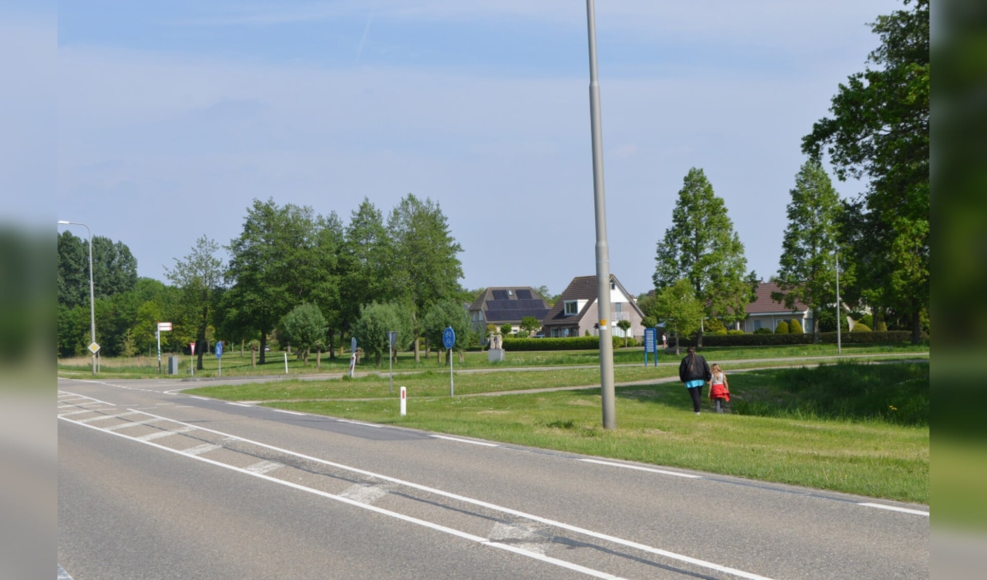  De kruising van de Swifterringweg met de Lange Streek bij Swifterbant.