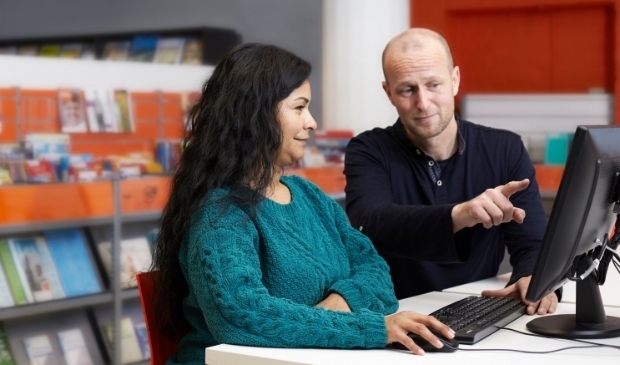 <p>Belastingcafé Veldhoven is een initiatief van de Bibliotheek Veldhoven, BSR Veldhoven,KBO Kring Veldhoven en PVGE Afdeling Veldhoven.</p>