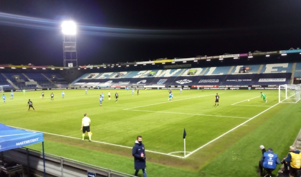 <p>PEC Zwolle-Heracles Almelo eindigde in 2-2 na een 0-2 ruststand.</p>