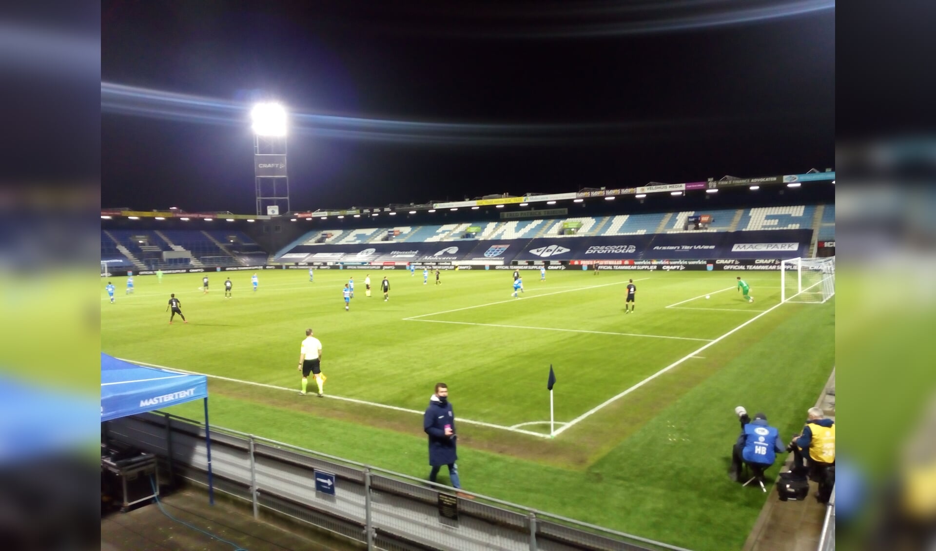 PEC Zwolle-Heracles Almelo eindigde in 2-2 na een 0-2 ruststand.