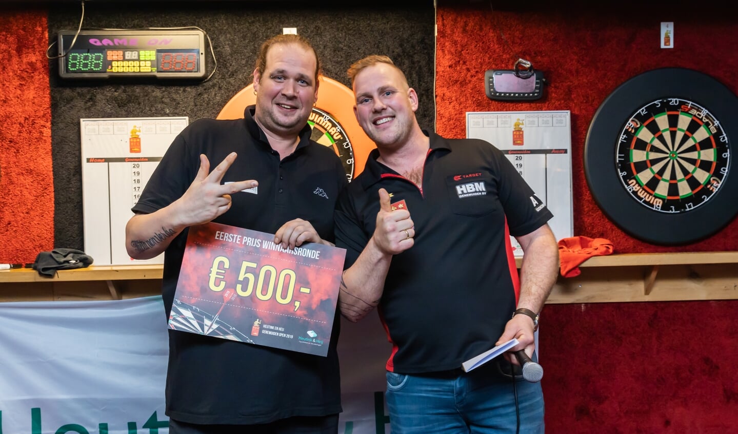 Eric Eenkhoorn met Vincent Kamphuis, de winnaar van Genemuiden Open in 2019. 