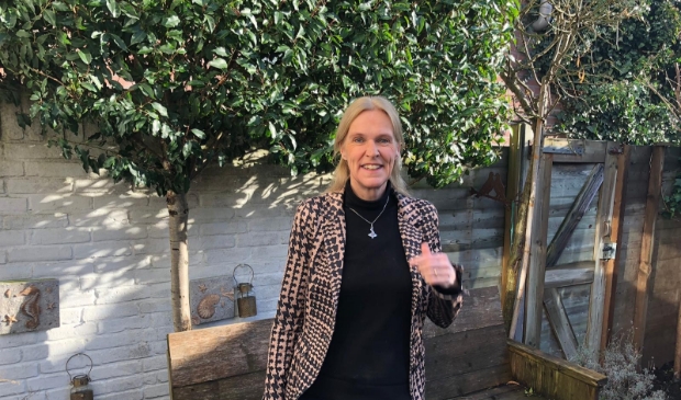 <p>Carolien Riemersma werkt samen met collega's in Geestelijke Verzorging Thuis Overijssel. </p>