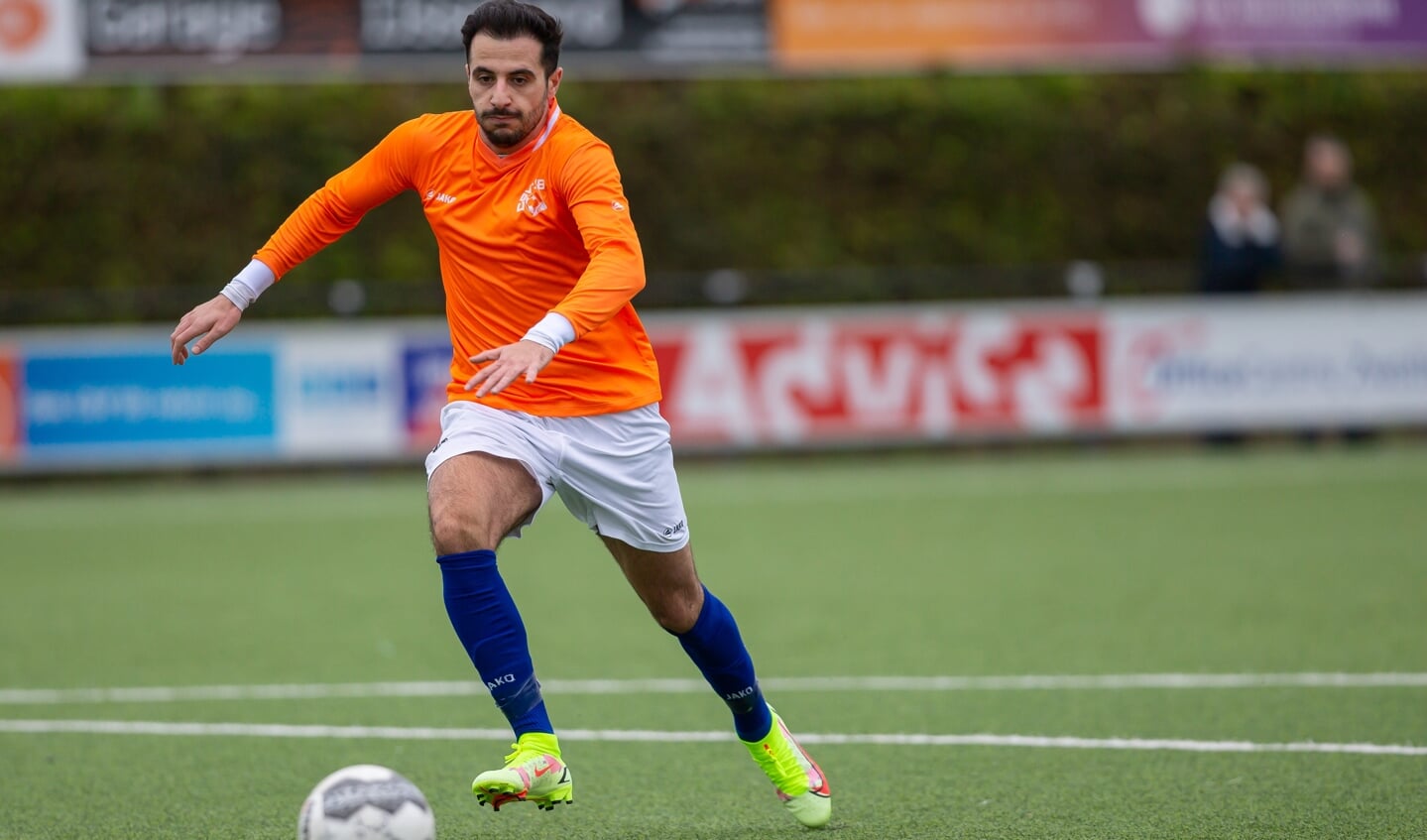 Özhan Kardag is de man van de wedstrijd tegen VSW met twee goals en een assist.