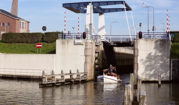 De Ketelsluis bij Ketelhaven.